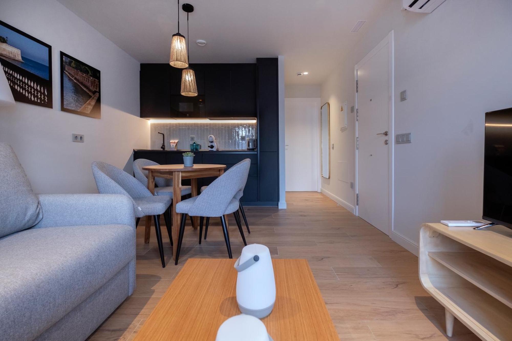 Villar Suites By Cadiz4Rentals Екстериор снимка